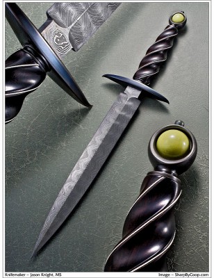 Knight_B07_02-web.jpg