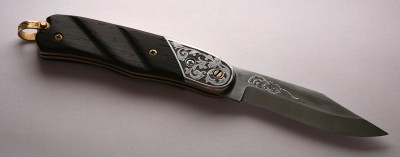 knife1.jpg