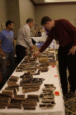 knife show.jpg
