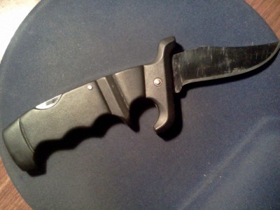 KNIFE.jpg